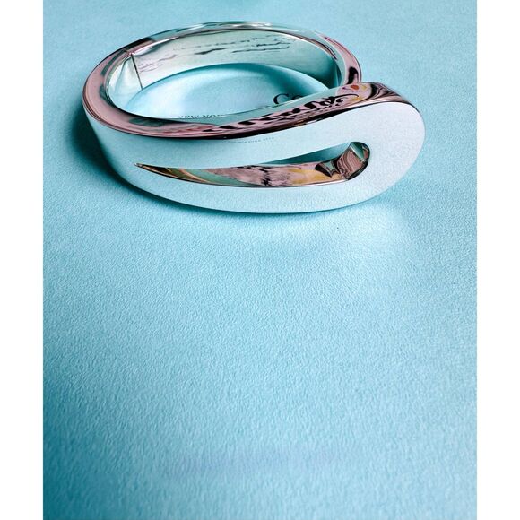 RARE Tiffany & Co. 1973 Don Berg Out Of Retirement Loop Bracelet, sz MD - Picture 1 of 4